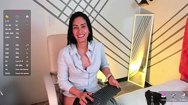 Janne lee online show from March 2025 11:31:01 PM