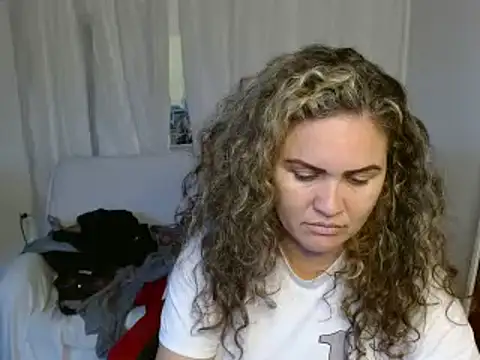 helenca43 online show from March 2025 08:29:02 PM