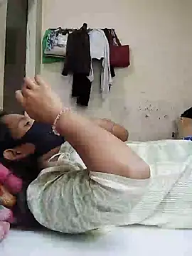 riya190 online show from February 2025 05:09:01 PM