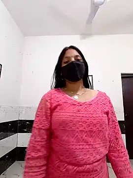 riya190 online show from December 2025 05:40:02 PM