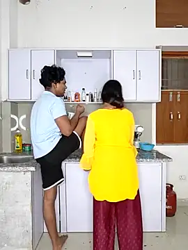riya190 online show from May 2026 05:18:01 PM