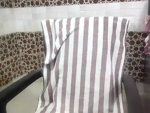 Aarvi Arora online show from December 2024 10:50:02 AM