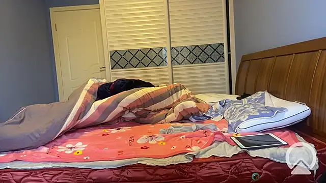 shuai321 online show from February 2025 07:40:02 AM