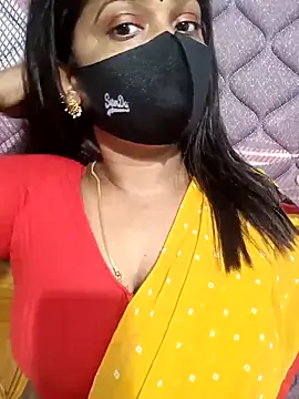 Snapshot of Renuma chatting on February 2026 04:01:02 AM Renuma online show from February 2026 04:01:02 AM