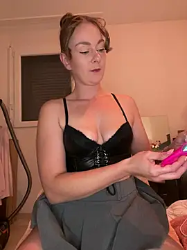Snapshot of Joanachupa chatting on July 2026 08:48:02 PM Joanachupa online show from July 2026 08:48:02 PM