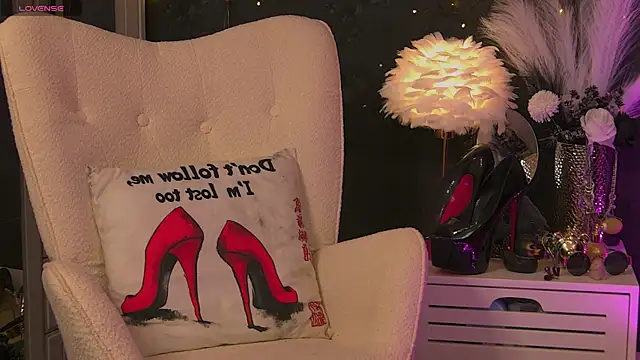 ZoeMesmerize online show from September 2025 03:23:01 PM