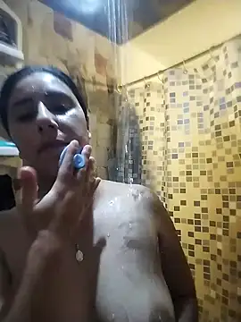 Im Alma  online show from February 2026 08:53:01 PM