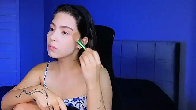 Stacy Gonzales  online show from September 2025 06:04:02 AM