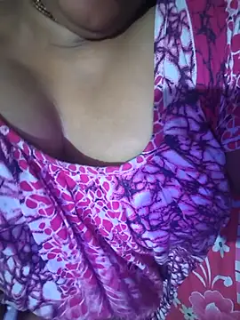 Snapshot of Wifesuman40 chatting on November 2025 10:48:02 AM Wifesuman40 online show from November 2025 10:48:02 AM