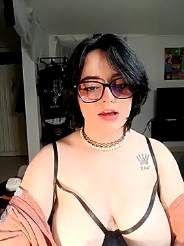 Lin-cute online show from February 2025 07:34:02 AM