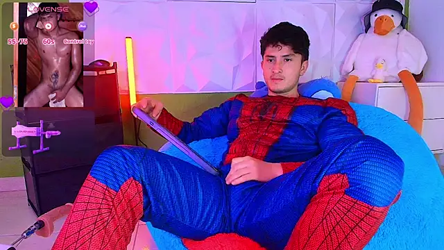 santyago taylor online show from October 2025 06:59:01 PM