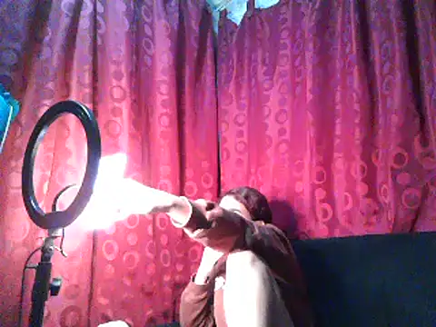 ifeelverywet andhot online show from March 2025 05:05:02 PM