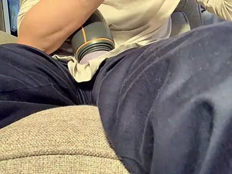 skatebored online show from December 2024 06:16:02 PM