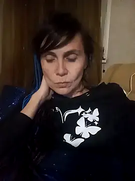 Francenia lolis online show from September 2025 07:52:02 PM