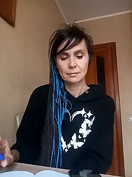 Francenia lolis online show from September 2025 08:19:01 AM