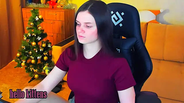 Lora Cain online show from December 2024 02:05:01 PM