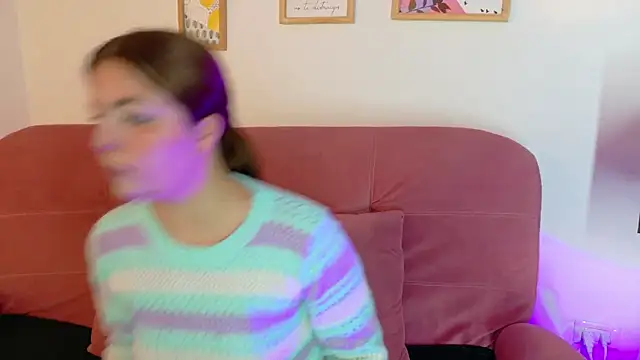 Juanita owens online show from April 2026 01:38:02 AM