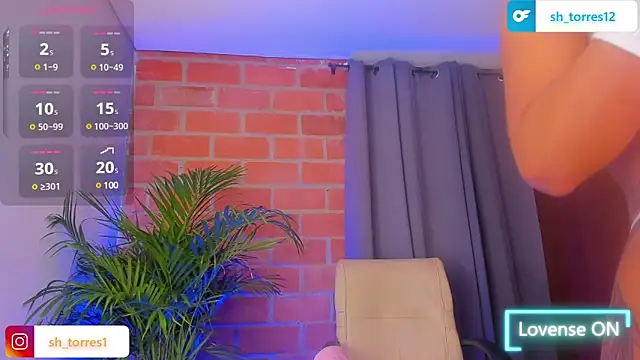 Snapshot of big_ass_show chatting on March 2025 06:10:01 AM big ass show online show from March 2025 06:10:01 AM