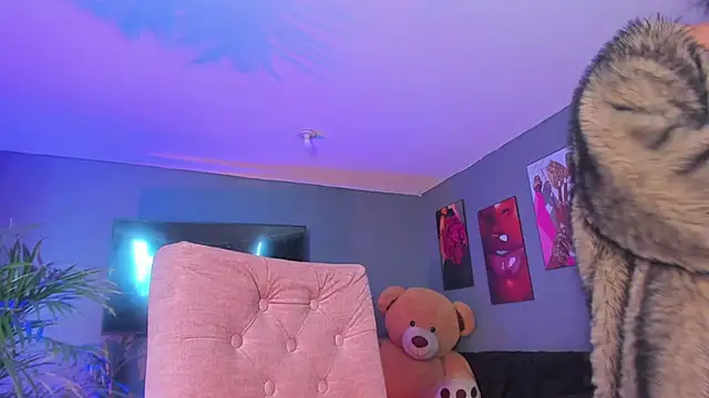 Snapshot of big_ass_show chatting on September 2025 03:35:02 PM big ass show online show from September 2025 03:35:02 PM