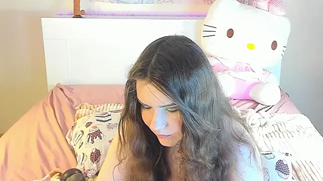 kuraii1  online show from February 2025 08:22:01 AM