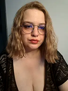 cansuozell online show from September 2025 03:02:01 PM