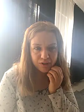 cansuozell online show from December 2025 08:09:02 AM