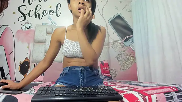 KOURTNEY-- online show from February 2025 01:19:01 AM