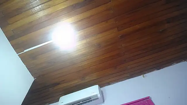 KOURTNEY-- online show from October 2025 02:31:01 AM