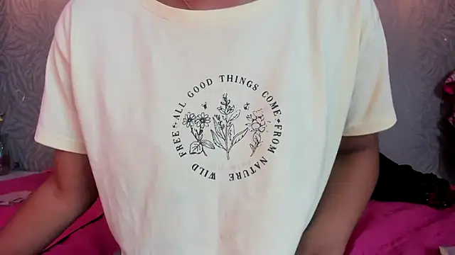 KOURTNEY-- online show from December 2025 02:06:02 AM