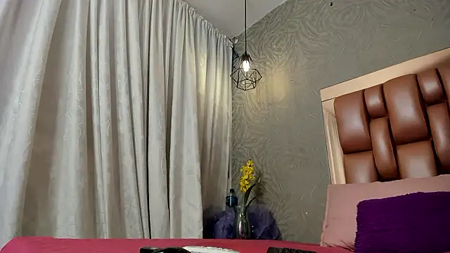 KOURTNEY-- online show from January 2026 02:14:01 AM