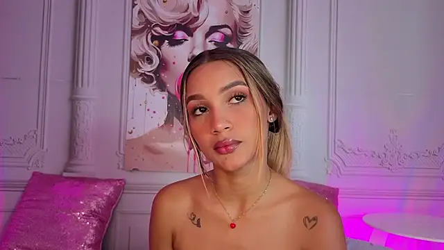 Carohorny4u online show from June 2026 09:32:02 PM
