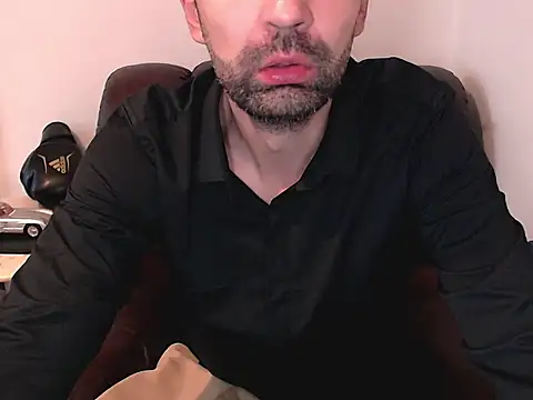 Leo 1617 online show from October 2025 02:39:01 PM