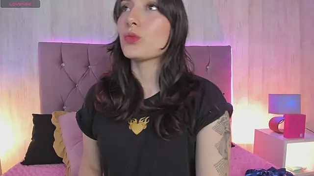 Karito-28 online show from September 2025 11:58:01 AM