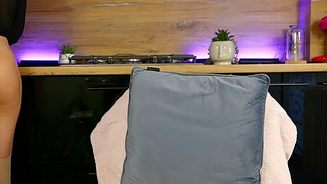 celestara online show from February 2025 11:55:01 AM