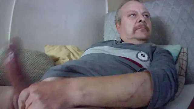 amylrmm1903 online show from October 2025 03:11:01 PM