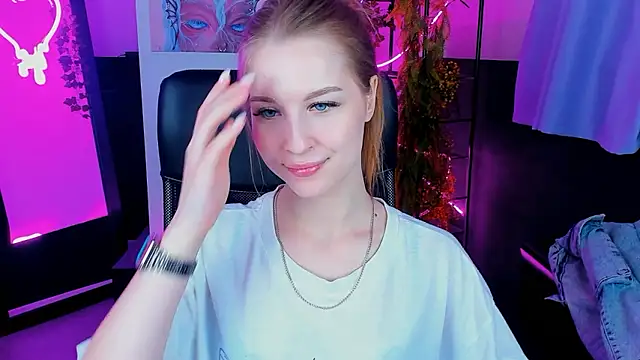 CuteMousee online show from December 2024 11:44:01 AM