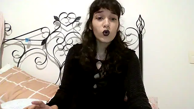 kimmykink online show from October 2025 09:37:01 PM