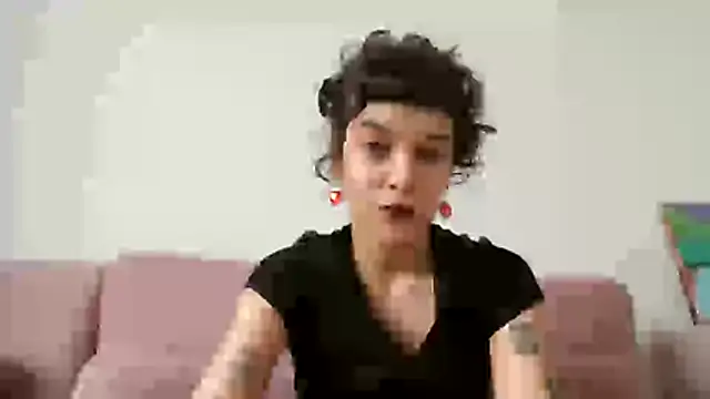 kimmykink online show from January 2026 06:00:01 PM