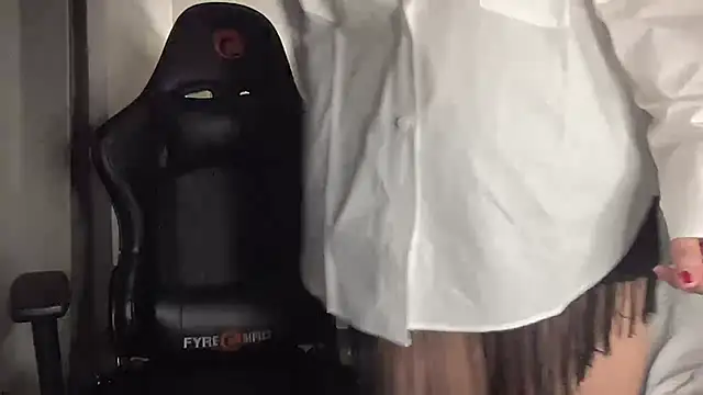 Wild Fantasy 7 online show from February 2025 07:53:02 PM