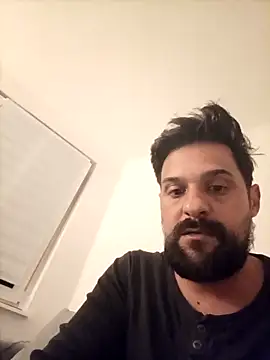 Snapshot of vielcumm chatting on April 2026 07:55:01 PM vielcumm online show from April 2026 07:55:01 PM