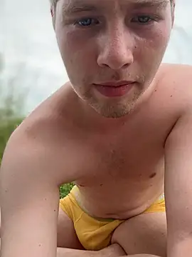 Snapshot of CDLukeLucy420 chatting on June 2026 12:30:01 PM CDLukeLucy420 online show from June 2026 12:30:01 PM