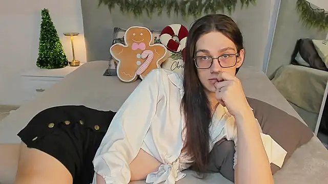 Alfreda Mills online show from December 2025 11:28:02 AM