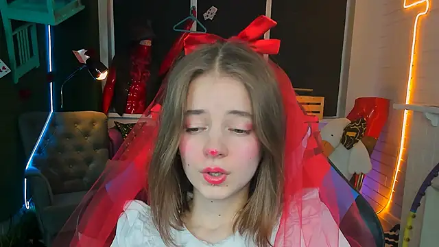 TinaDavil online show from February 2025 07:10:02 PM