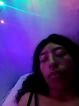 Snapshot of karolinee_66_ chatting on December 2024 04:23:02 AM karolinee 66 online show from December 2024 04:23:02 AM