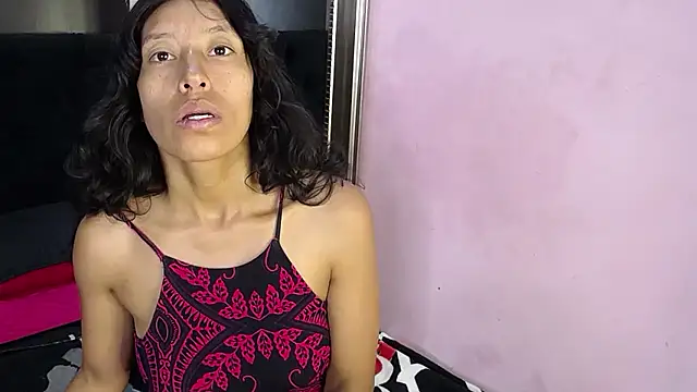 Snapshot of karolinee_66_ chatting on November 2025 08:12:01 PM karolinee 66 online show from November 2025 08:12:01 PM