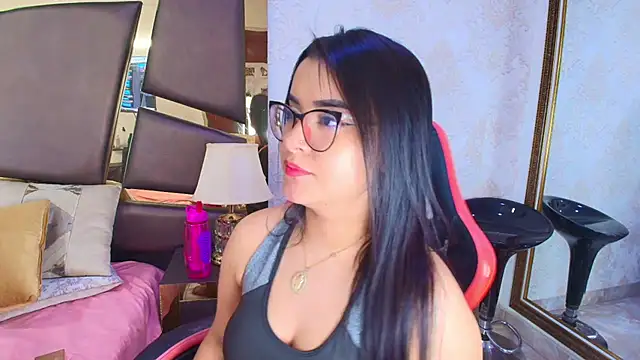 ZoehRoux online show from January 2025 07:18:01 AM