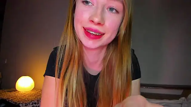 minidivaa  online show from April 2026 07:22:02 PM