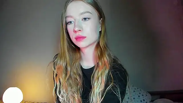 Snapshot of minidivaa_ chatting on April 2026 09:31:01 PM minidivaa online show from April 2026 09:31:01 PM