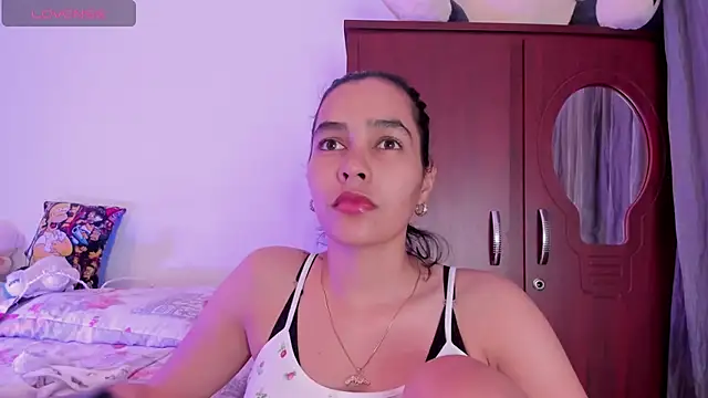Snapshot of samara_jonness chatting on May 2026 04:30:02 AM samara jonness online show from May 2026 04:30:02 AM