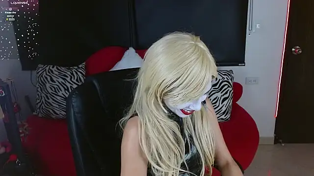 Snapshot of Carolaine69_ chatting on January 2025 02:31:02 PM Carolaine69 online show from January 2025 02:31:02 PM